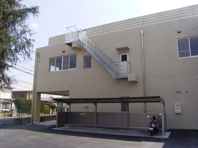 さいたま市立春里中学校給食室建設（電気設備）工事の施工