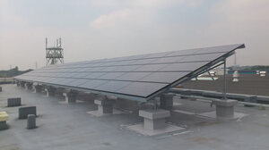 さいたま市立川通中学校太陽光発電設備設置工事の施工