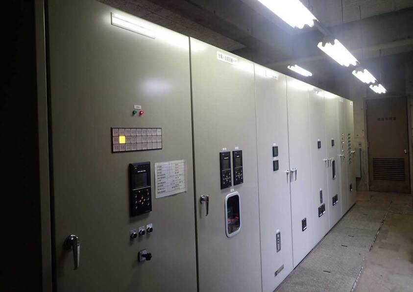 東北自動車道 羽生ＰＡ受配電設備更新工事の施工